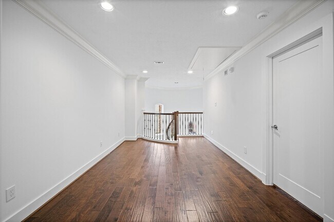Building Photo - 13412 Preston Cliff Ct