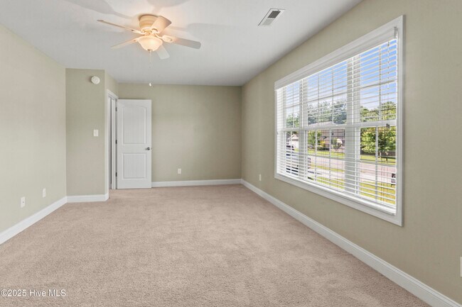 Building Photo - 403 Sundown Ct