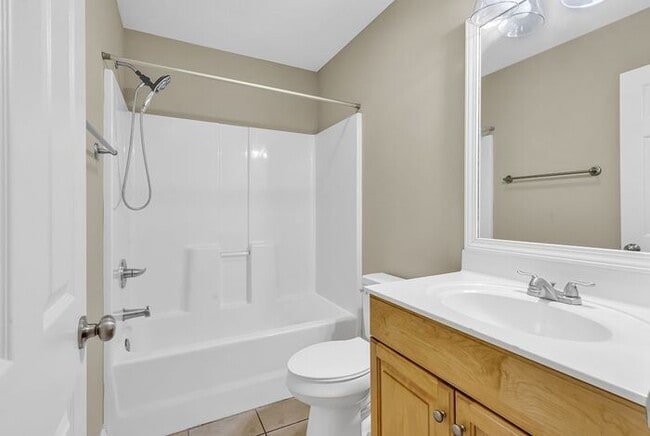 Building Photo - 2bd 2.5 bath apartment for rent on Highway 544 in Conway for August