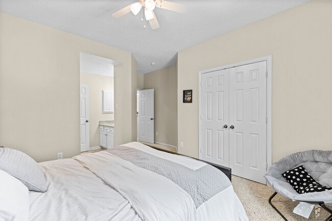 Building Photo - 27 E Artist Grove Cir