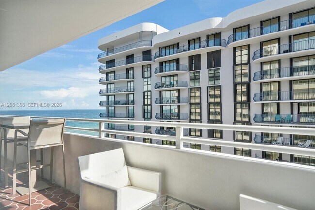 Building Photo - 8911 Collins Ave