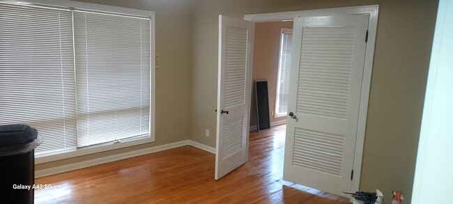 Building Photo - Comfortable 3 Bedroom | 2 Bathroom Home for Rent