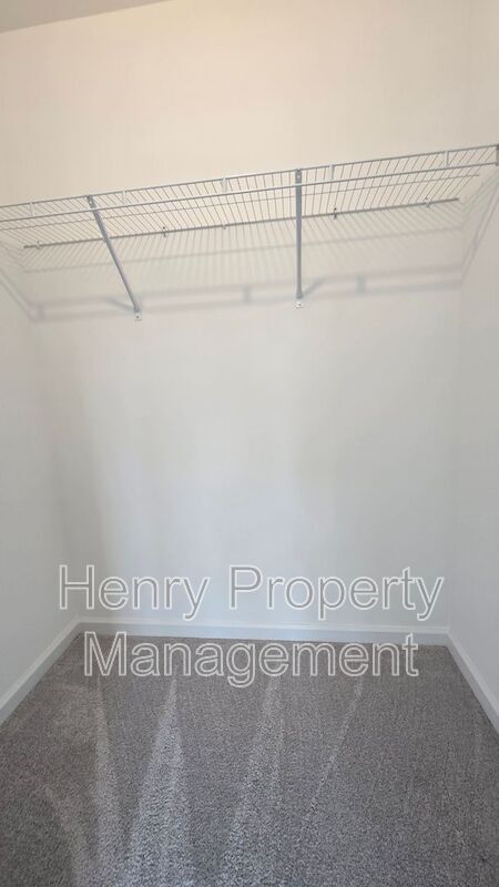 Building Photo - 3103 Vitner Dr