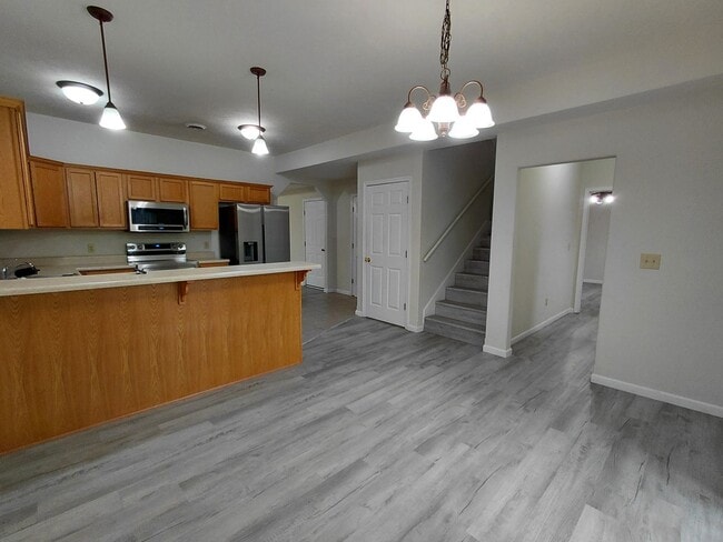 Building Photo - 344 Carmel Valley Way