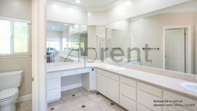 Building Photo - 417 Belmont Ave