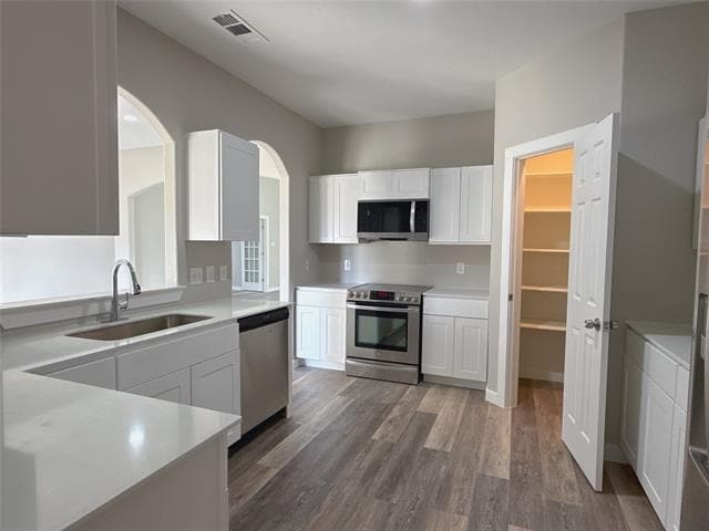 Building Photo - 1913 Pin Oak Trail