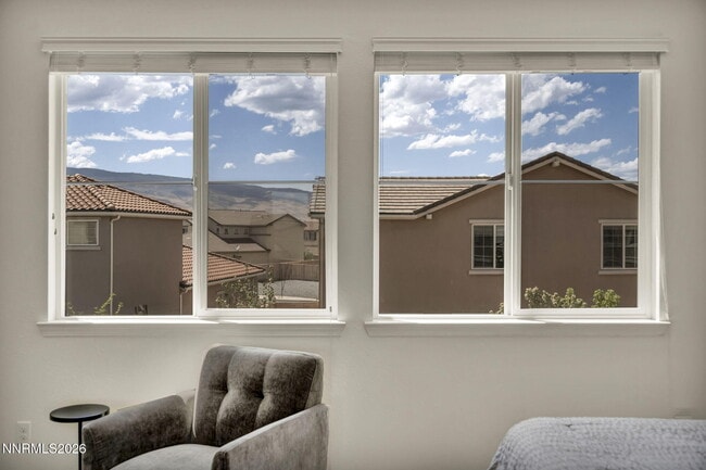 Building Photo - 10677 Foxberry Park Dr