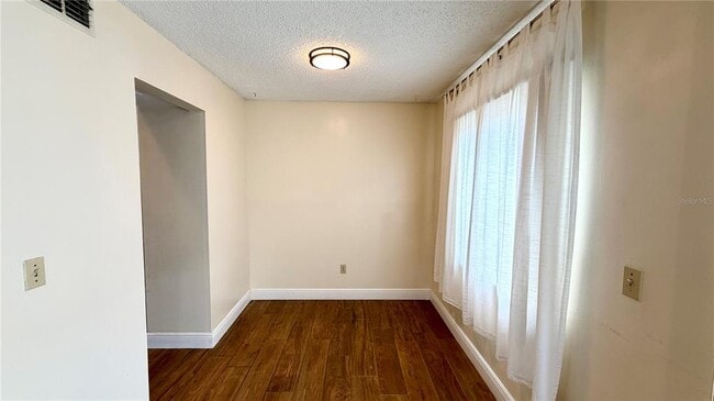 Building Photo - 5561 Slash Pine Ct