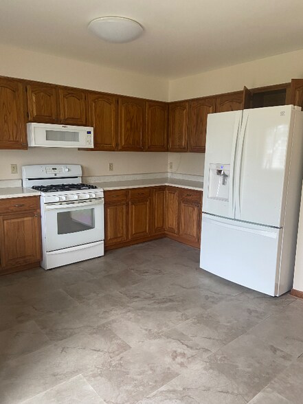 Building Photo - 2633 41st Pl
