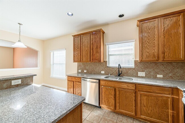 Building Photo - 9919 Kendahlwood Ln