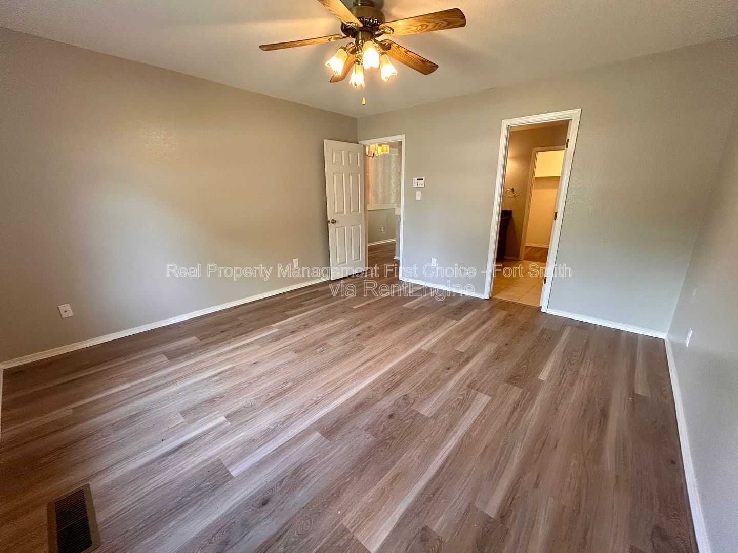 Building Photo - 3104 S 99th St