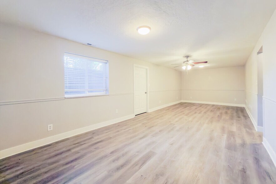 Building Photo - 1847 N 725 W