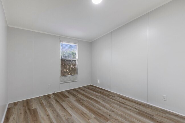 Building Photo - 16509 Brittany Way