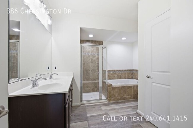 Building Photo - 386 Chessington Dr