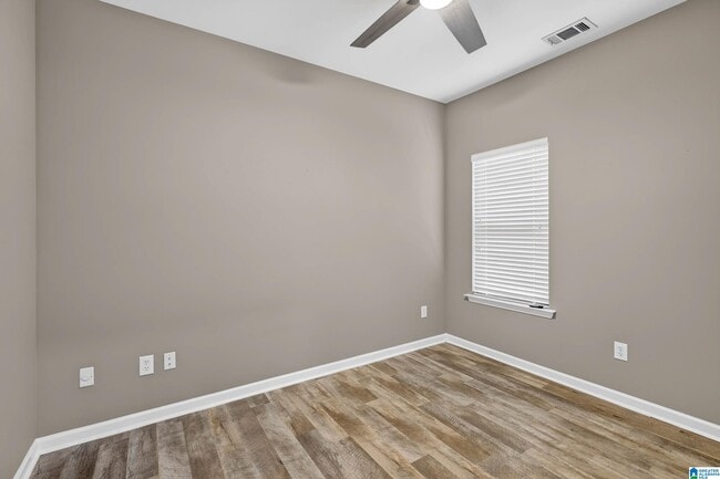 Building Photo - 5317 Cottage Cir