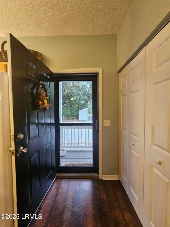 Building Photo - 1105 13th St