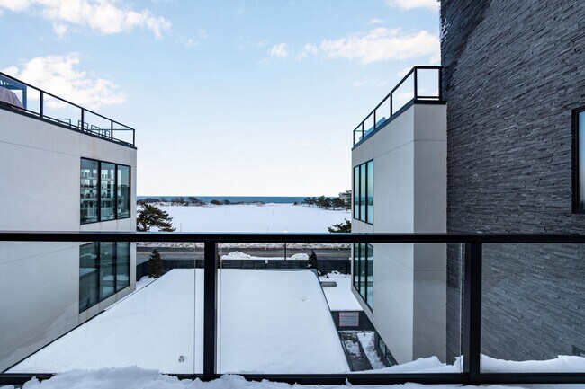 Building Photo - 200 Ocean Ave N