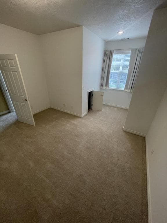 Building Photo - 2245 NW Park Terrace