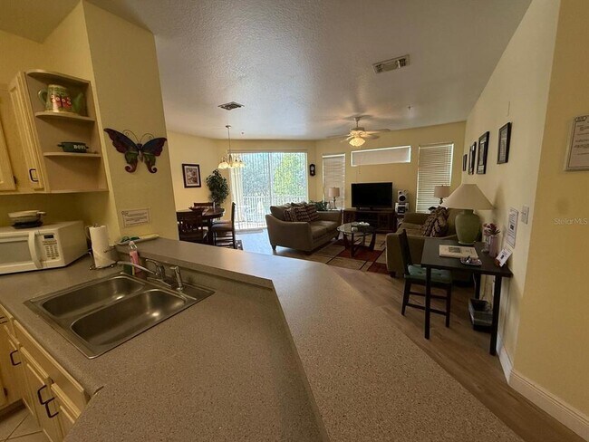 Building Photo - 8917 Legacy Ct