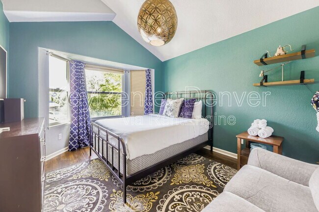 Building Photo - 12295 Crabapple St