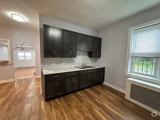 Building Photo - 4258 W Thomas St