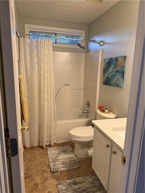 Building Photo - 7002 Estates Ct