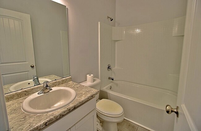 Building Photo - 29 Quarter Horse Run NE