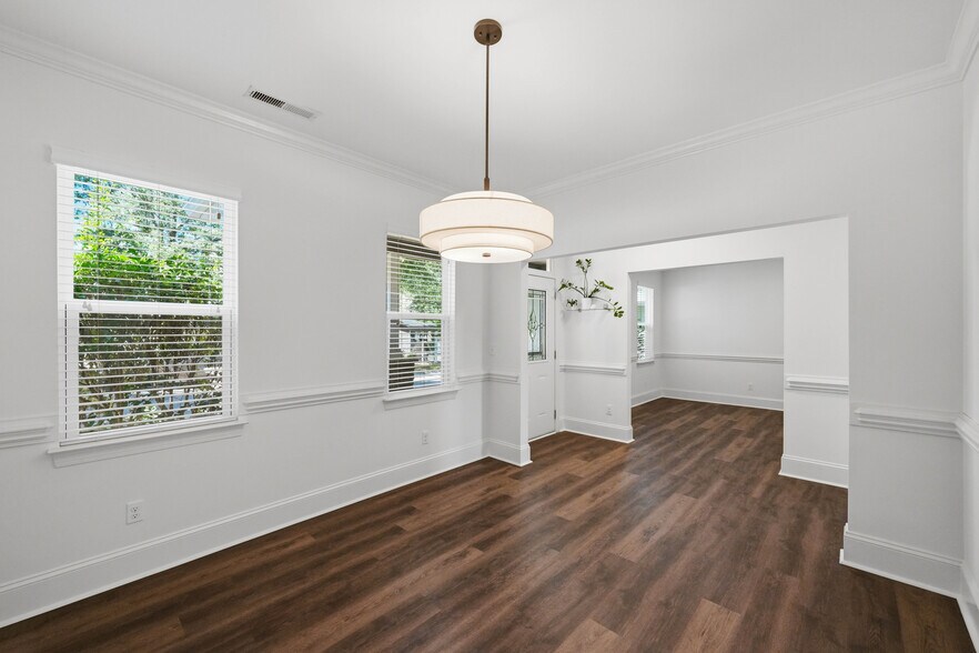Building Photo - 20264 Harroway Dr