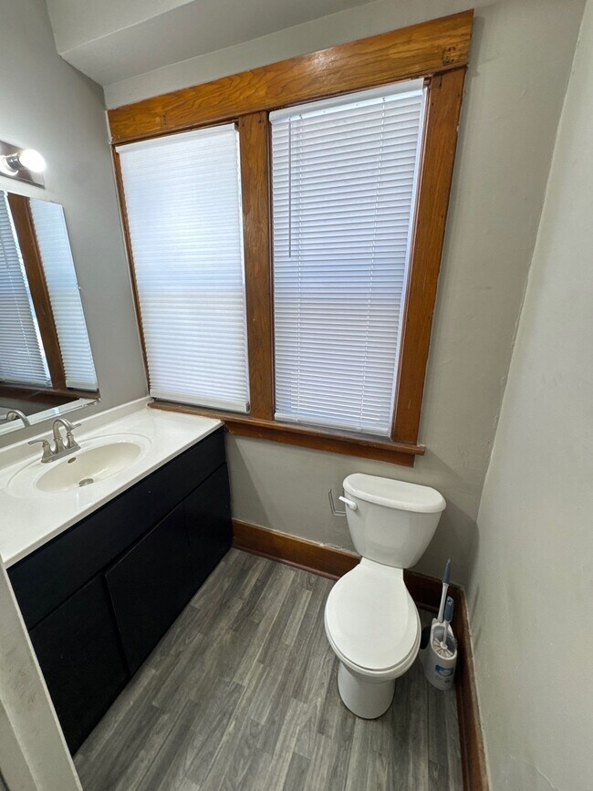 Building Photo - 4156 Cuming St