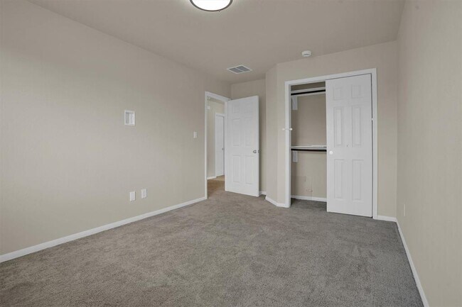 Building Photo - 20115 Emerald Mountain Dr