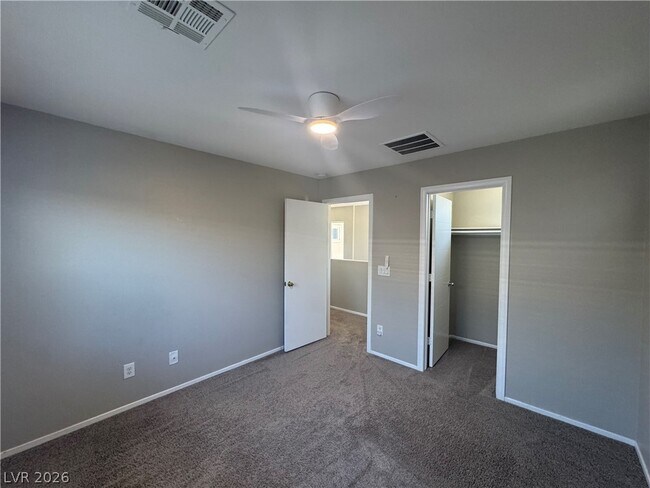 Building Photo - 43 Heathrow Lake Ave