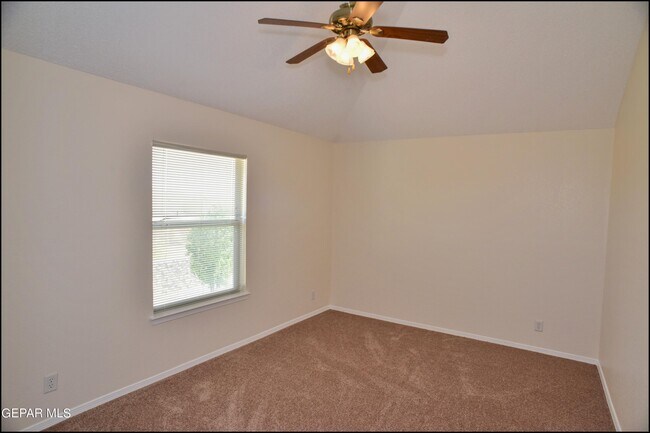 Building Photo - 4613 Robert Holt Dr