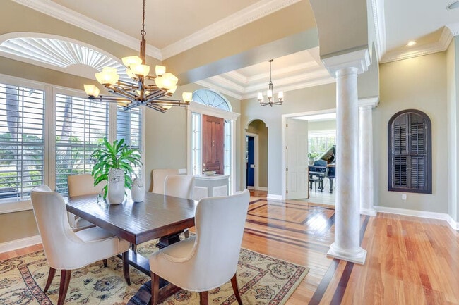 Building Photo - 1730 Caribbean Dr