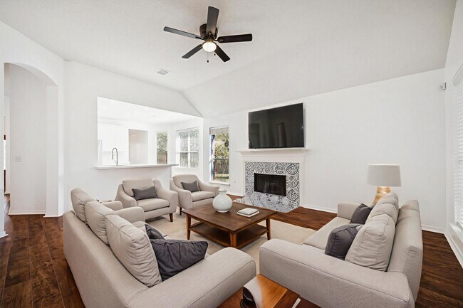 Building Photo - 1315 Terrace View Dr