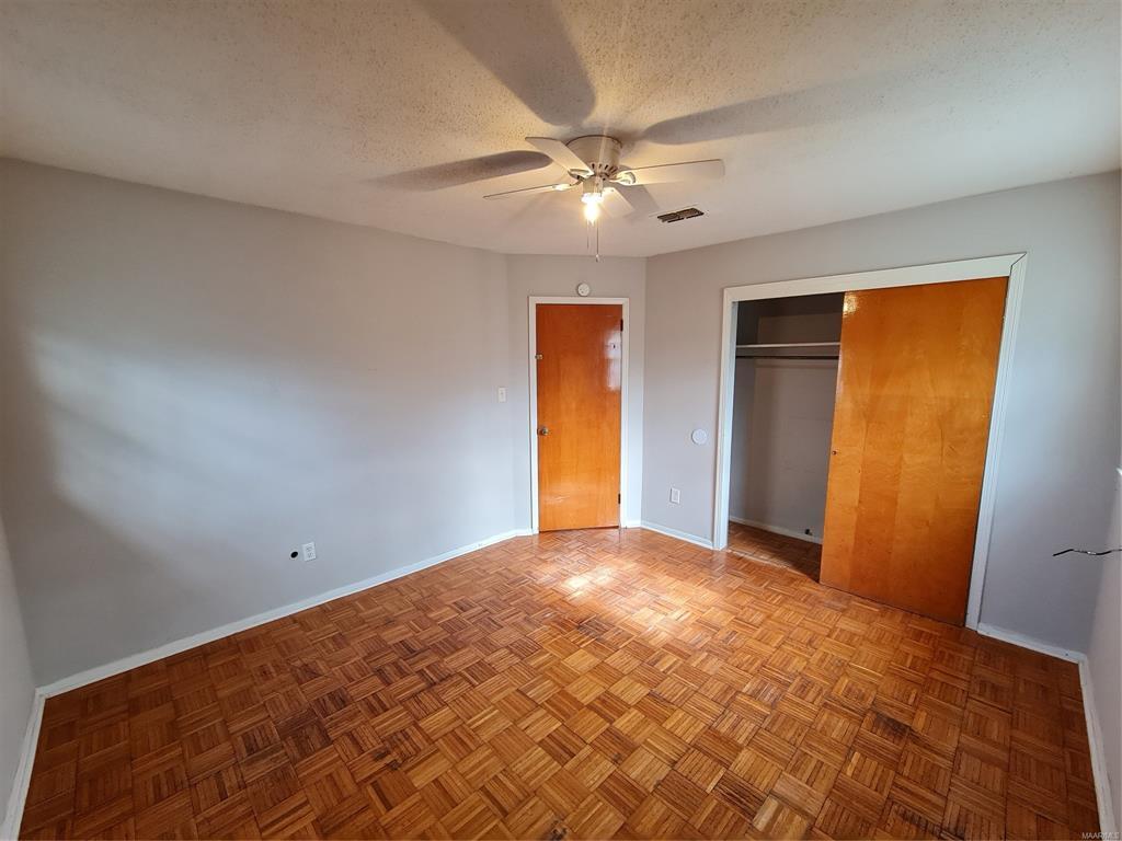 Building Photo - 1618 Midway St