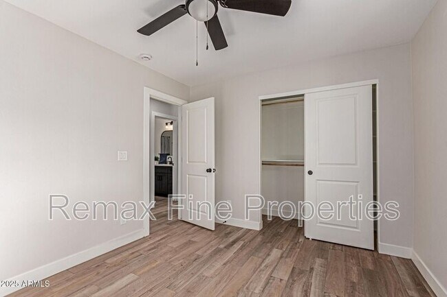 Building Photo - 6421 S 23rd St