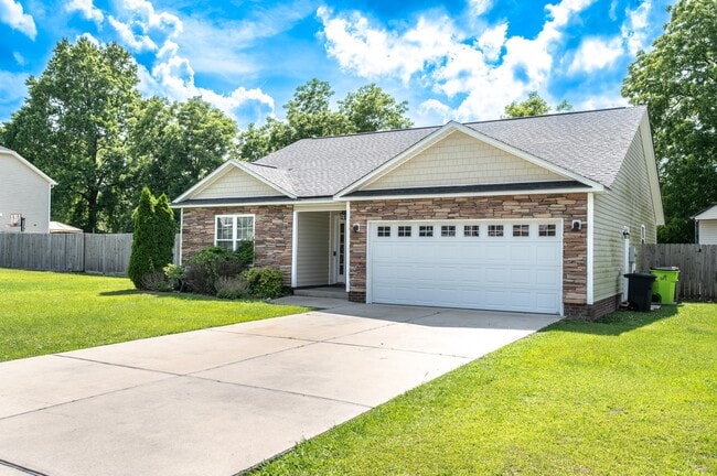 Building Photo - 103 Perry Meadows Dr