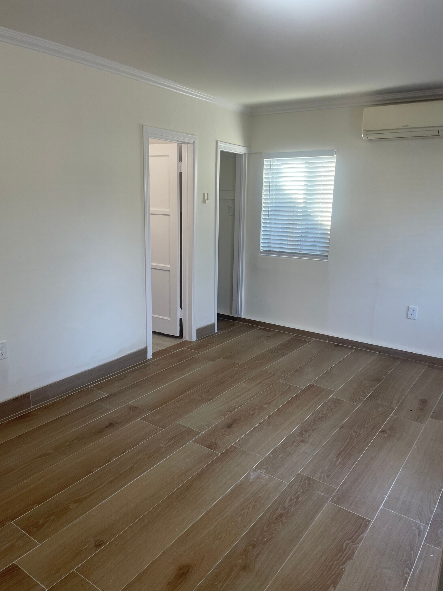 Building Photo - 11133 Culver Blvd