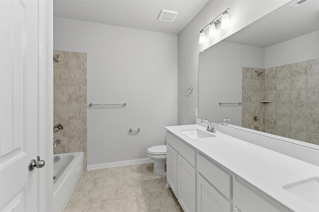 Building Photo - 1329 Frio Dr