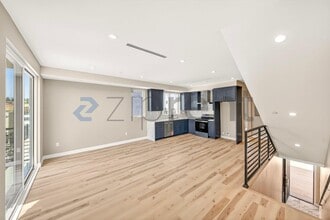 Building Photo - 227 N Burlington Ave