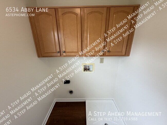 Building Photo - 6534 Abby Ln