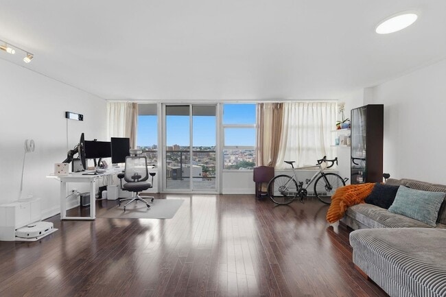 Building Photo - 6050 JFK Blvd E