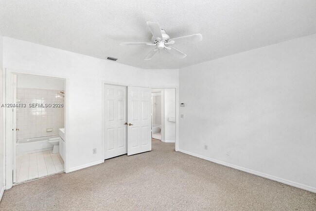 Building Photo - 16035 Emerald Cove Rd