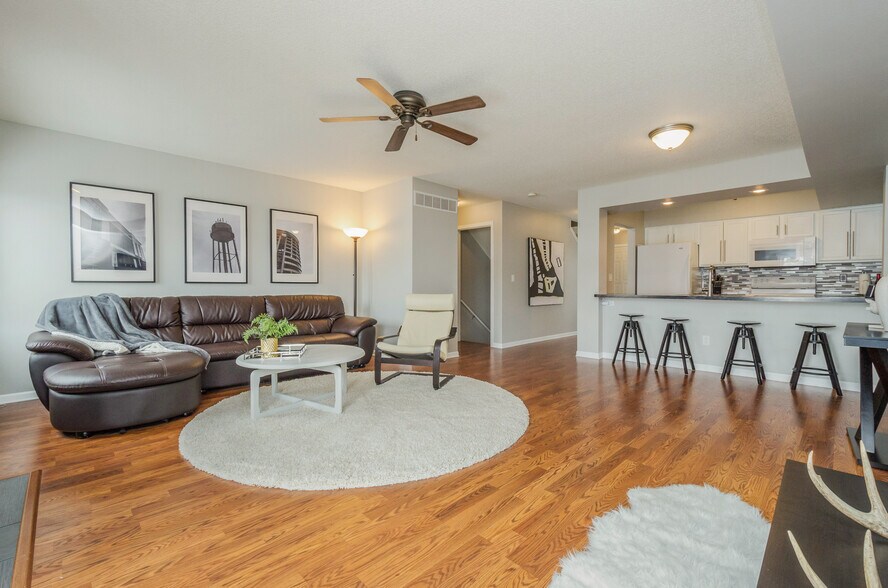 Building Photo - 1506 McKinley Pl