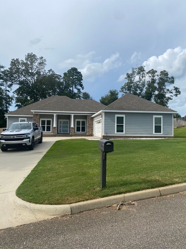 Building Photo - Beautiful 4 BR 2 bath in Prospect Ridge area