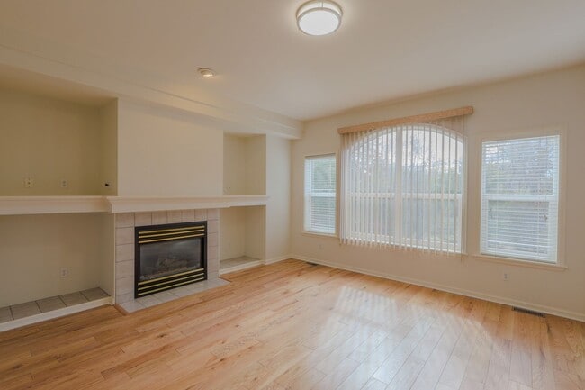 Building Photo - Big, Beautiful, and Bike-Path-Adjacent!