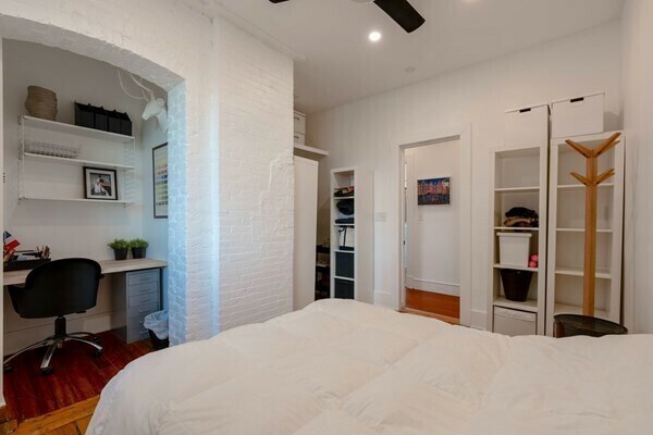 Building Photo - 371 Harvard St