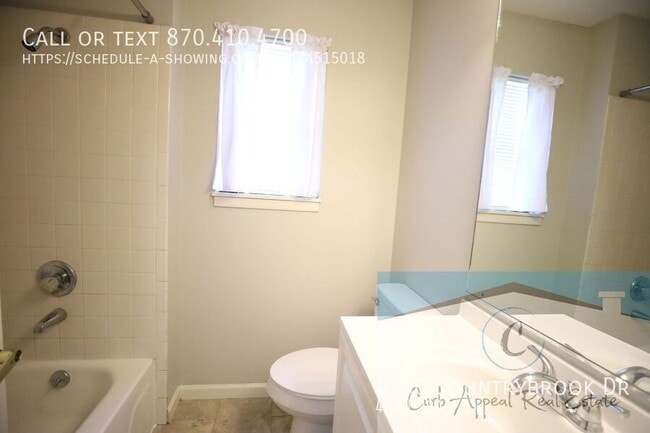 Building Photo - 4300 Countrybrook Dr