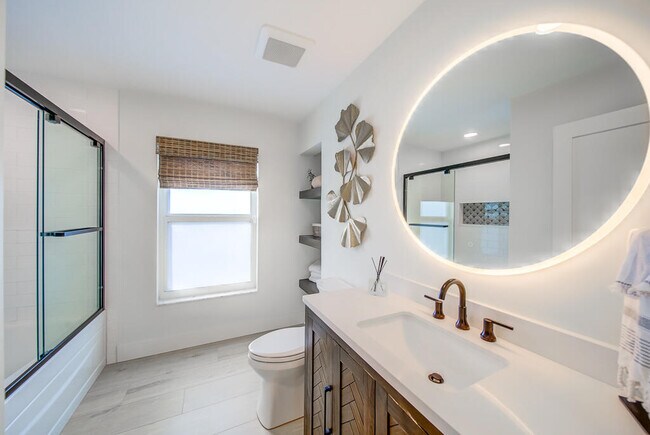 Building Photo - 1853 Shower Tree Way