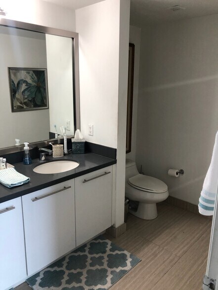 Building Photo - 90 SW 3rd St